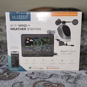 La Crosse Technology Wi-Fi Wind + Weather Station Breeze Pro Sensor HD Display